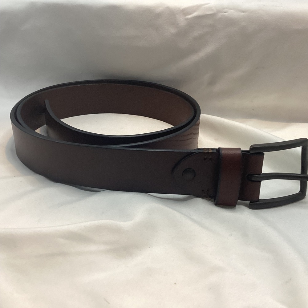Johnson&Murphy Mens 42 brown leather belt